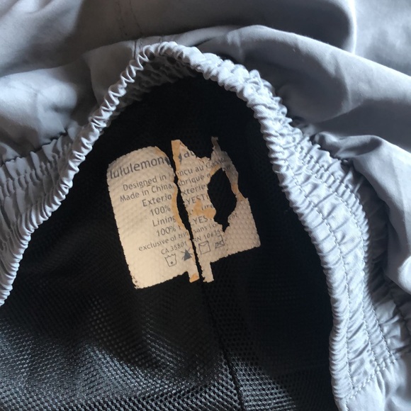 Vintage Lululemon shorts - Picture 9 of 9